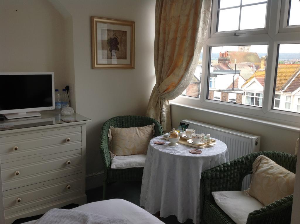 Bassets House Panzió Eastbourne Kültér fotó
