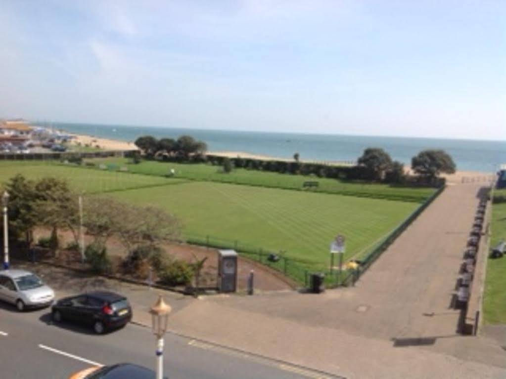 Bassets House Panzió Eastbourne Kültér fotó